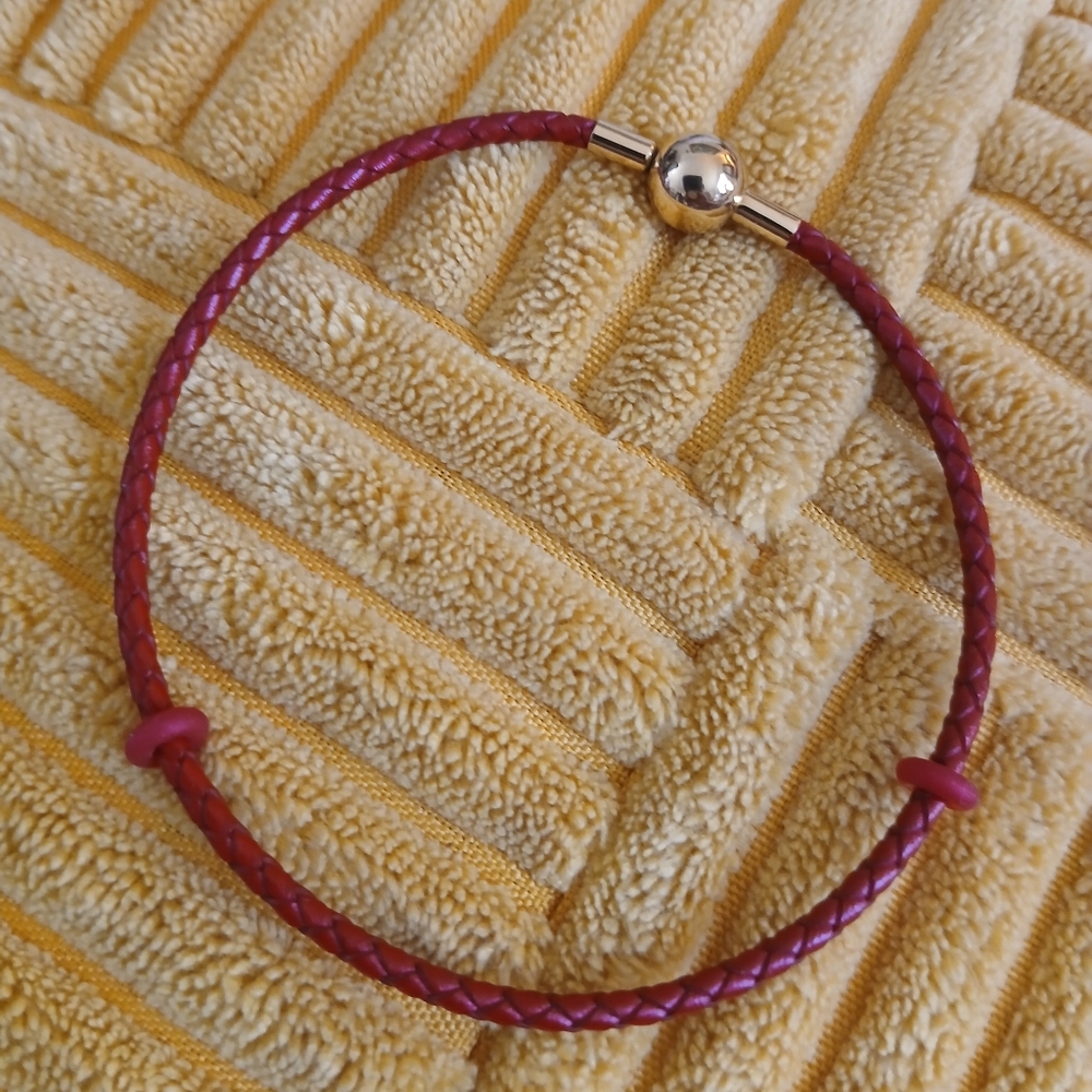 Braided Red Leather Charm Bracelet Designer Style Gold Push Lock